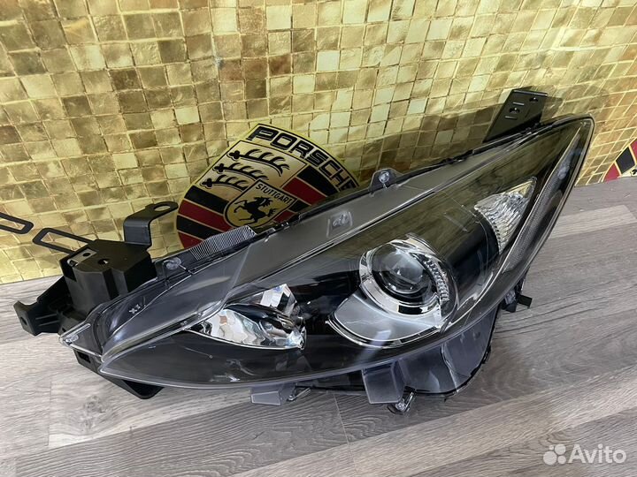 Фара левая на Mazda 3 BM BN Оригинал Новая 13+