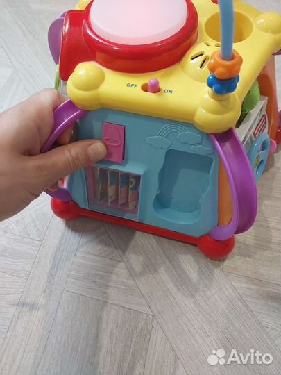 Развивающие игрушки бизиборд