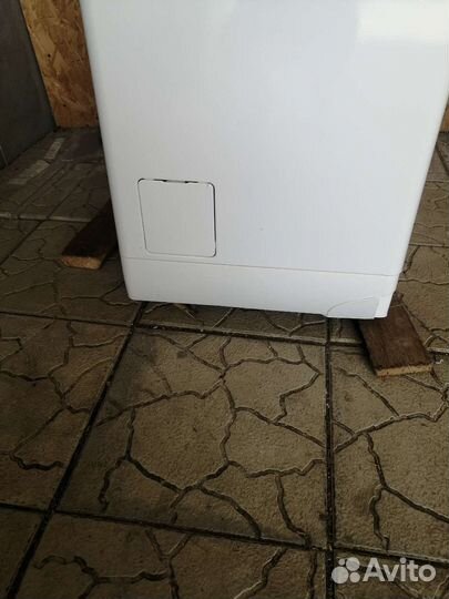 Стиральная машина с вертикальной загрузкой