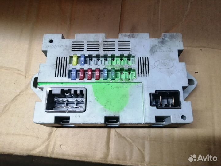 Блок предохранителей Range Rover Sport 2 Evoque