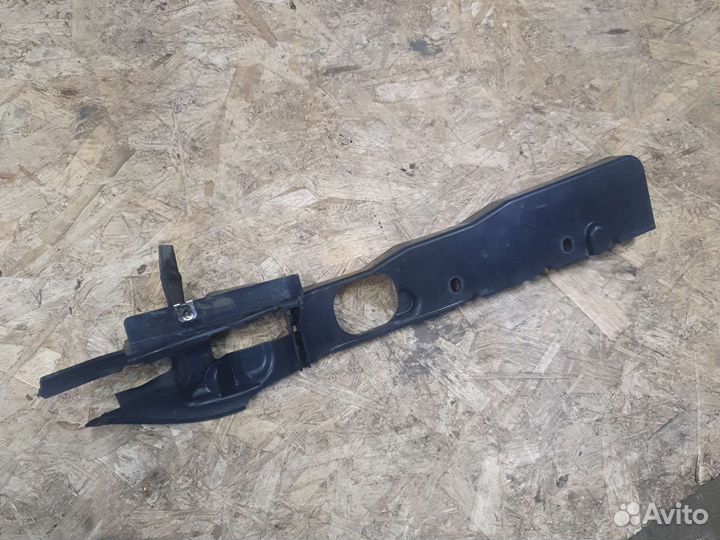 Накладка крыла левого правого форд фокус 2