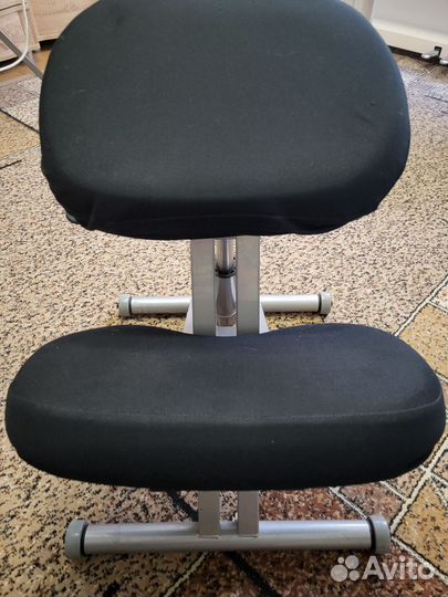 Стул ортопедический