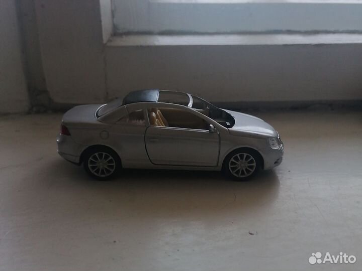 Коллекционные машинки читайте описание