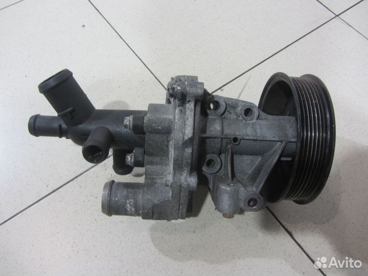 Помпа (насос водяной) Форд