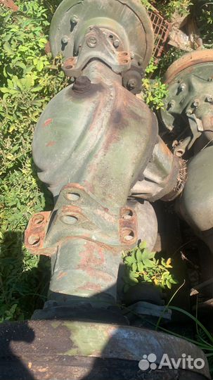 Задний мост т150