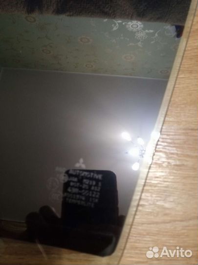 Mitsubishi lancer x стекло левое заднее