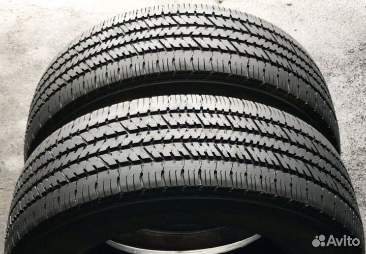 Bridgestone Dueler H/T 684III 245/65 R17