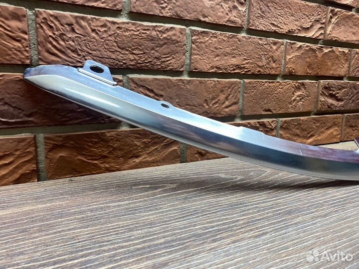 Молдинг фары левой Kia Carnival 2020+