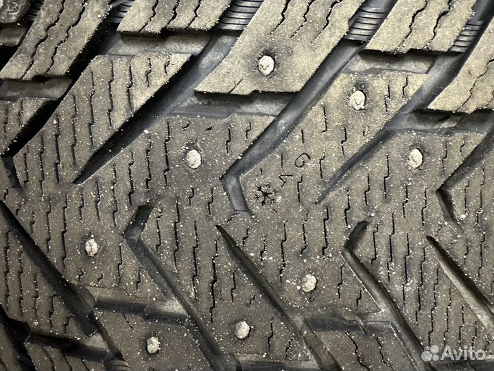 Nokian Tyres Hakkapeliitta 8 SUV 285/60 R18