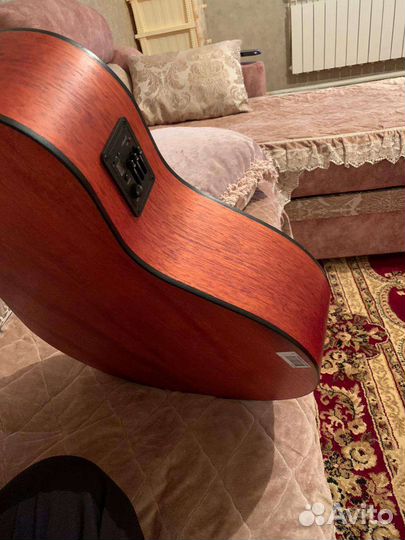 Акустическая гитара JET