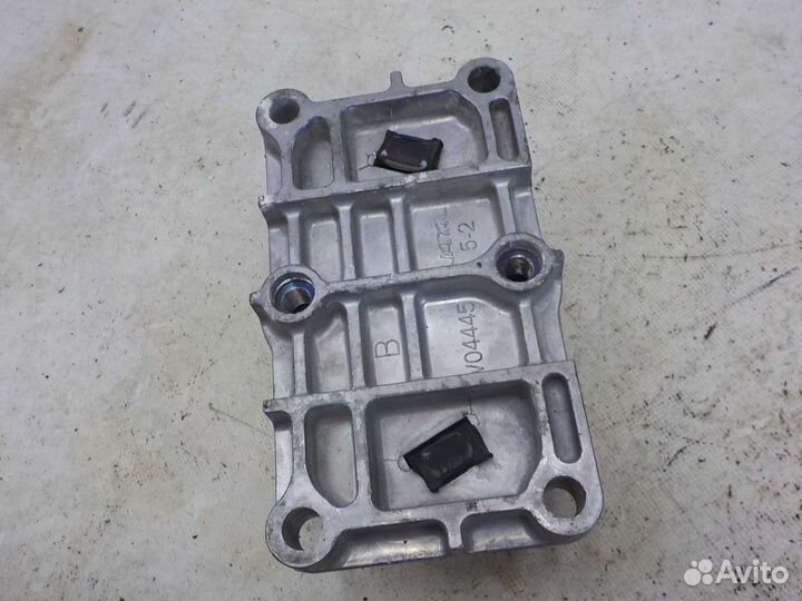 Опора двигателя передняя Mercedes Actros