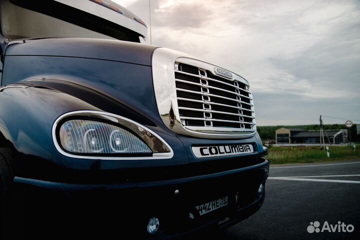 Freightliner Columbia, 2003