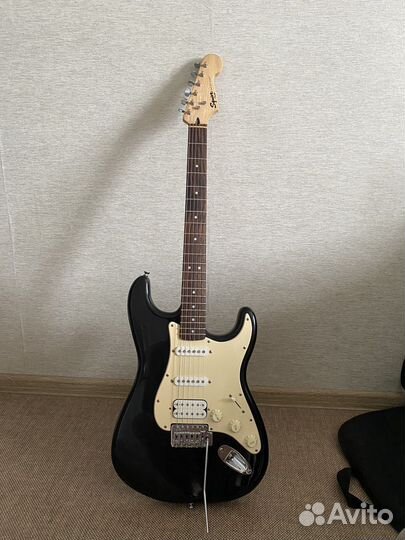 Fender squier bullet strat hss trm