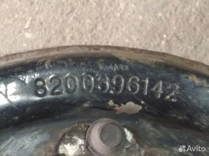 Ступица задняя левая Nissan Micra K12 CR12DE 2009