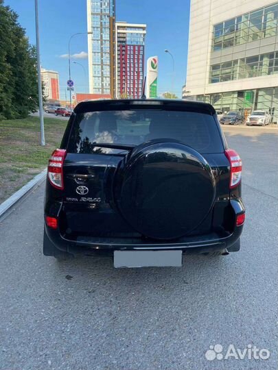 Toyota RAV4 2.0 CVT, 2011, 200 000 км