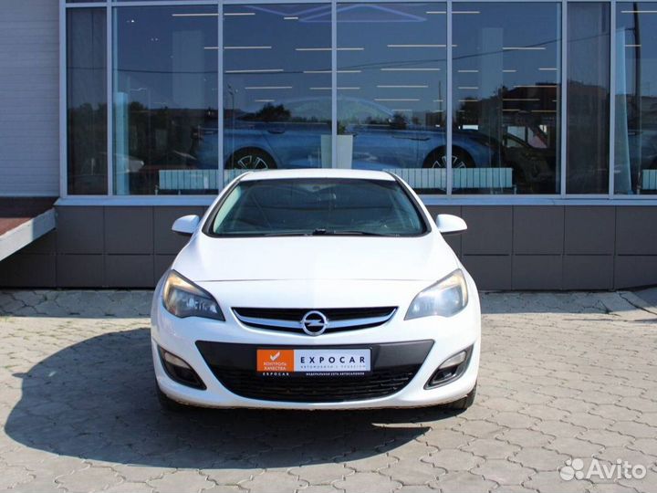 Opel Astra, 2013