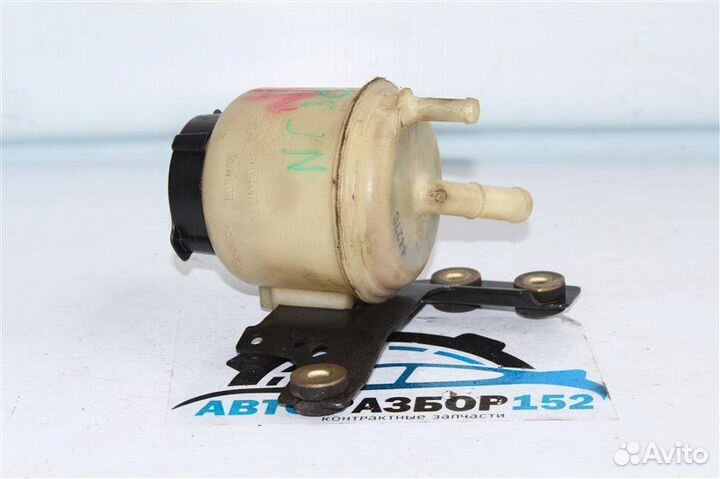 Бачок гур Nissan X-Trail T30 QR20DE 2002-2007