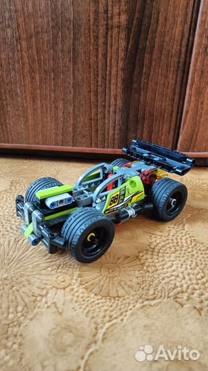 Lego Technic 42072 Зеленый гоночный автомобиль