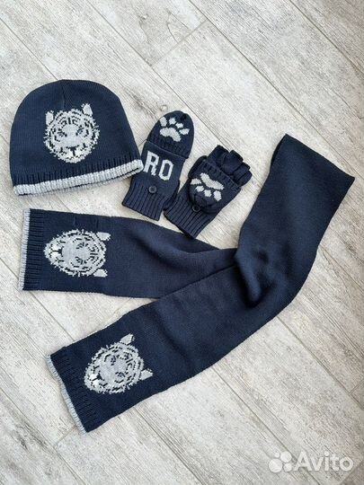 Комплект Zara шапка, шарф и печатки