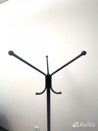 Вешалка для одежды напольная