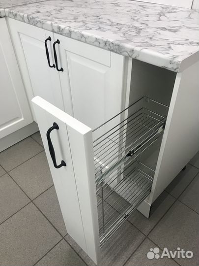 Кухня белая угловая новая