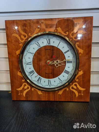Часы настенные кварц СССР