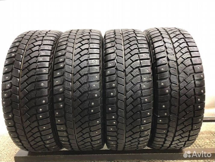 Viatti Brina Nordico V-522 215/55 R17 100Z