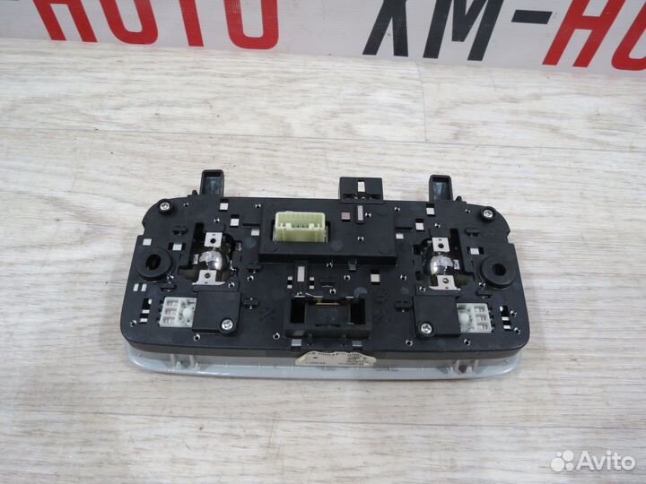 Плафон салонный Kia Rio 4