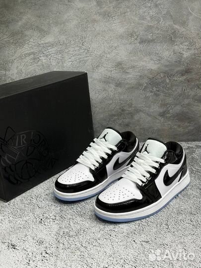 Кроссовки Nike