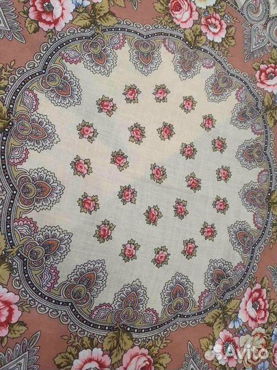 Павловопосадская шаль 146*146