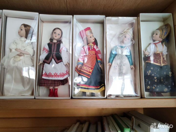Куклы в народных костюмах деагостини