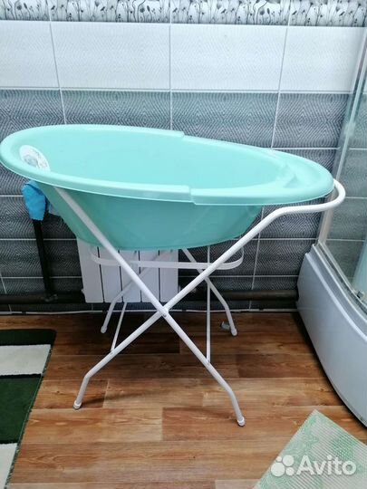 Ванночка с подставкой