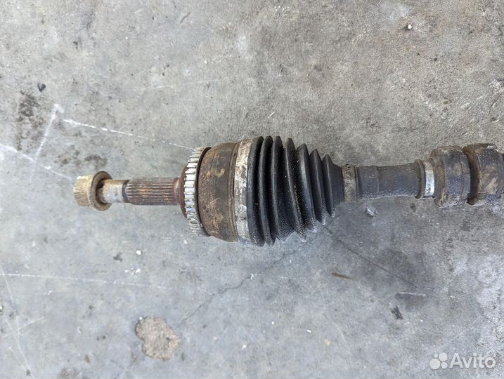 Привод Nissan Serena TC24 QR20DE Прав. Перед