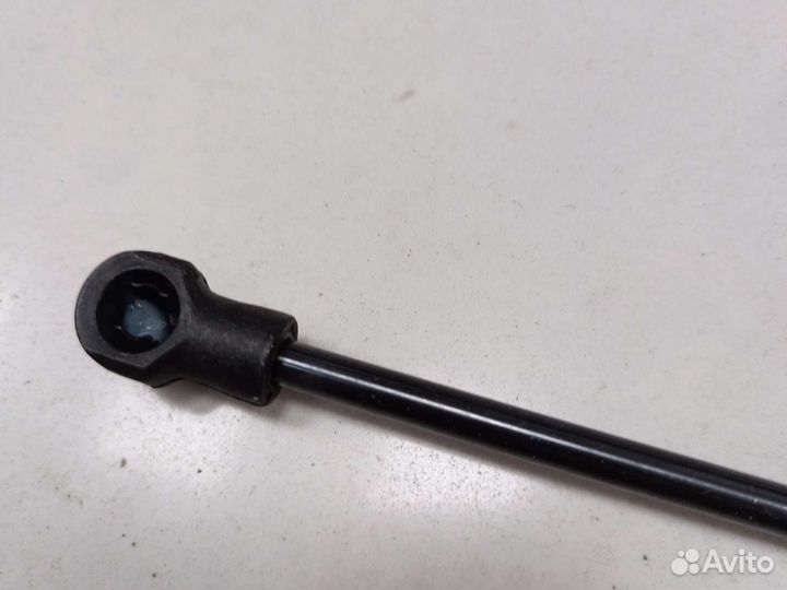 Амортизатор багажника Mercedes-Benz W221