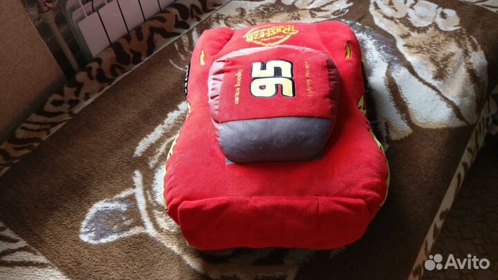 Мягкая игрушка подушка Молния mcqueen