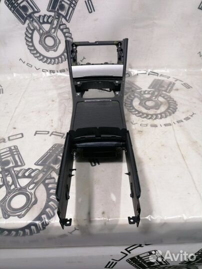 Консоль центральная Volkswagen Passat B6 2005-2010