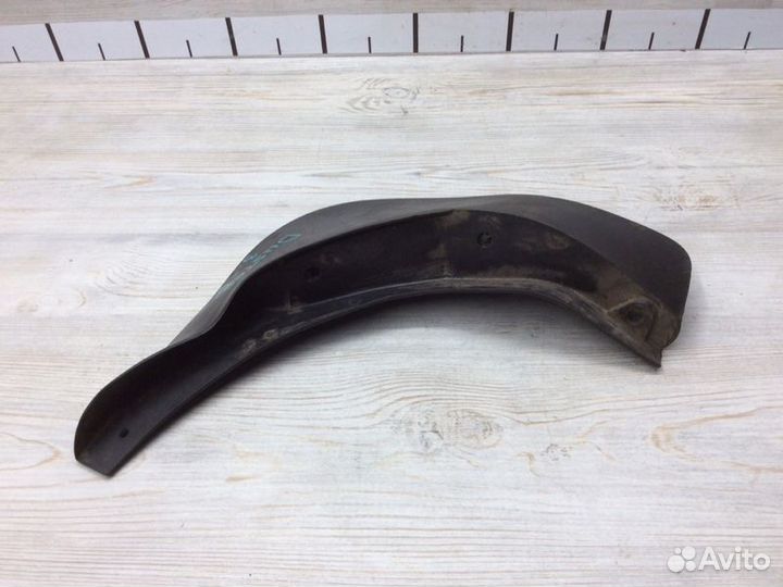 Брызговик задний правый Renault Duster 2012