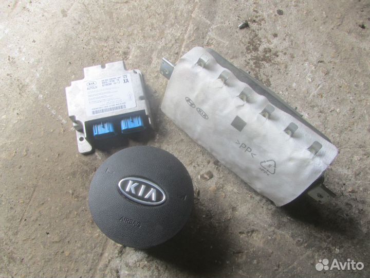Kia Venga безопасность airbag 2011 - 2014