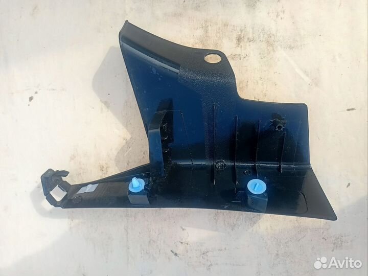 Накладка порога передняя правая Peugeot Partner 2