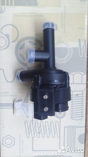 Дополнительная водяная помпа Mercedes S-Class W221