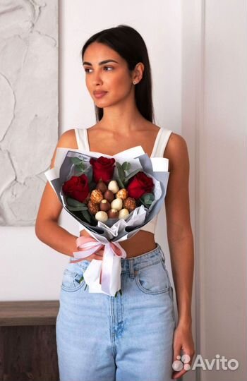 Букеты из клубники в шоколаде