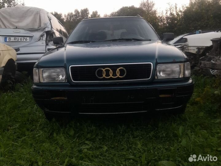 Бампер передний Audi 80b4