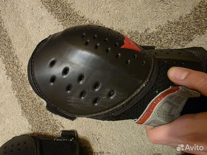 Защита dainese локти и колени