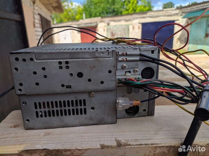 Магнитола pioneer carrozzeria FH-M70