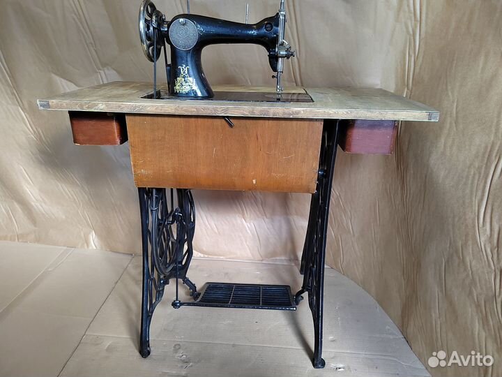 Бу швейная машина зингер