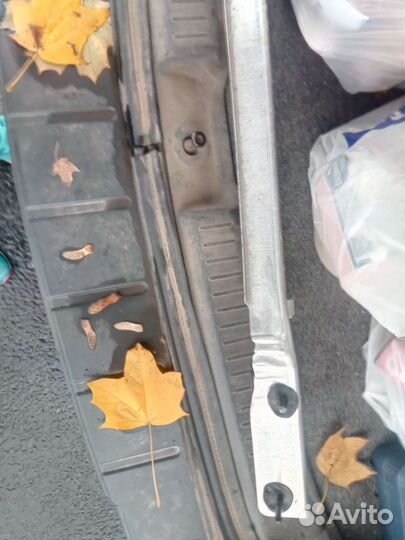 Усилитель бампера Subaru Forester 577712sa070