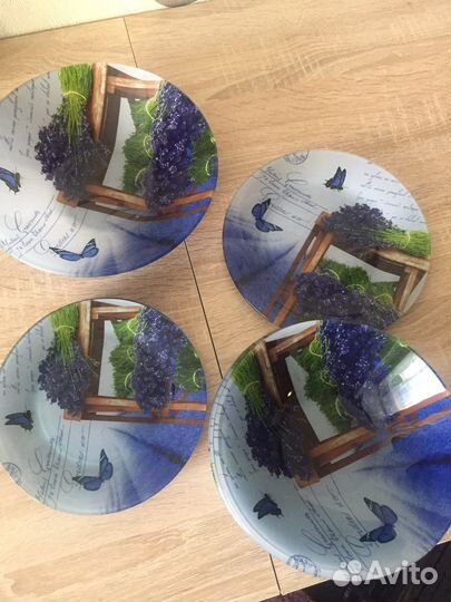 Набор тарелок