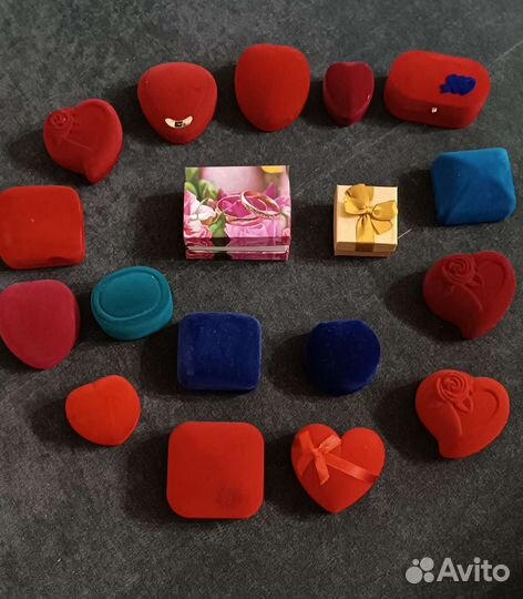 Коробочки для ювелирных изделий