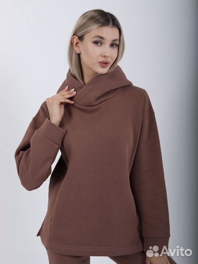 Спортивный костюм женский