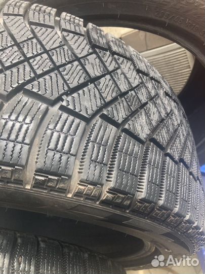 Pirelli Ice Zero FR 235/45 R18 98